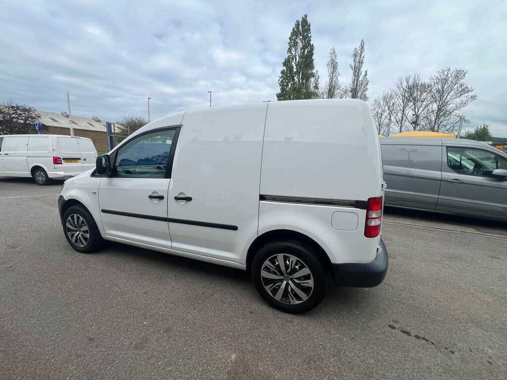 Volkswagen Caddy 1.6 Tdi Bluemotion Tech 102Ps Van White #3