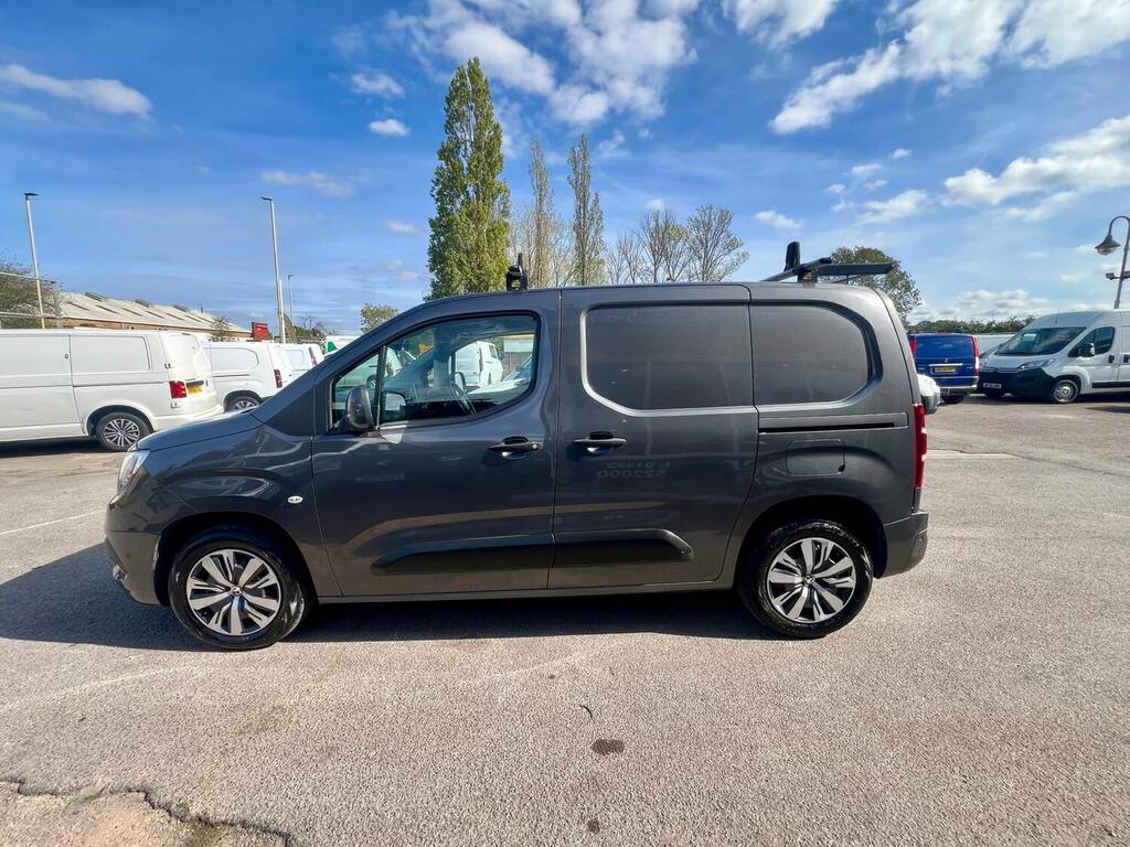 Vauxhall Combo 2000 1.6 Turbo D 100Ps H1 Sportive Grey #3