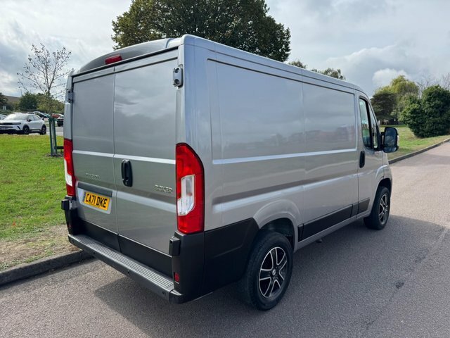Peugeot Boxer Professional White #9