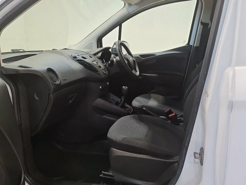 Ford Transit Courier 1.5 Tdci Leader #6