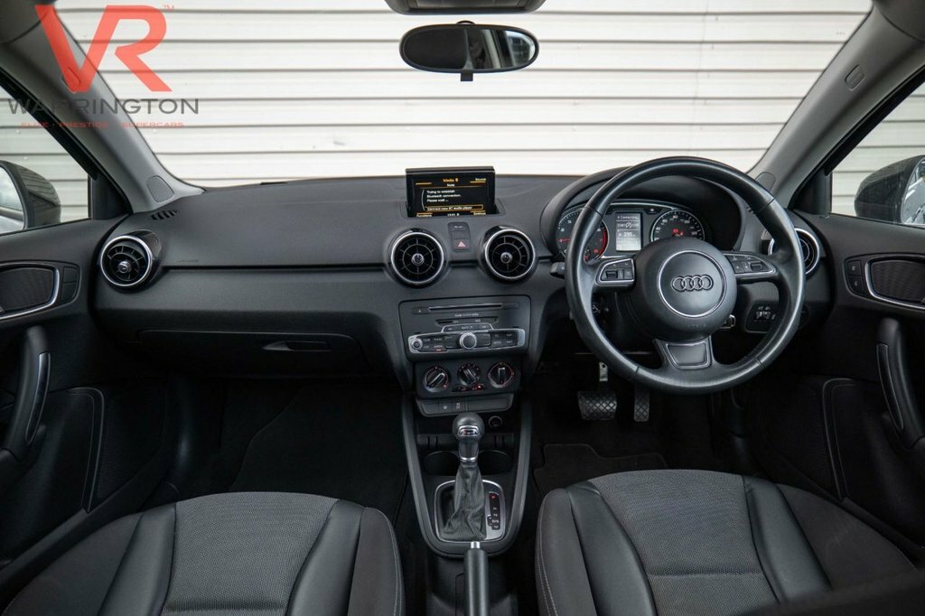 Audi A1 A1 Sportback Tfsi Sport Nav S-a Black #2