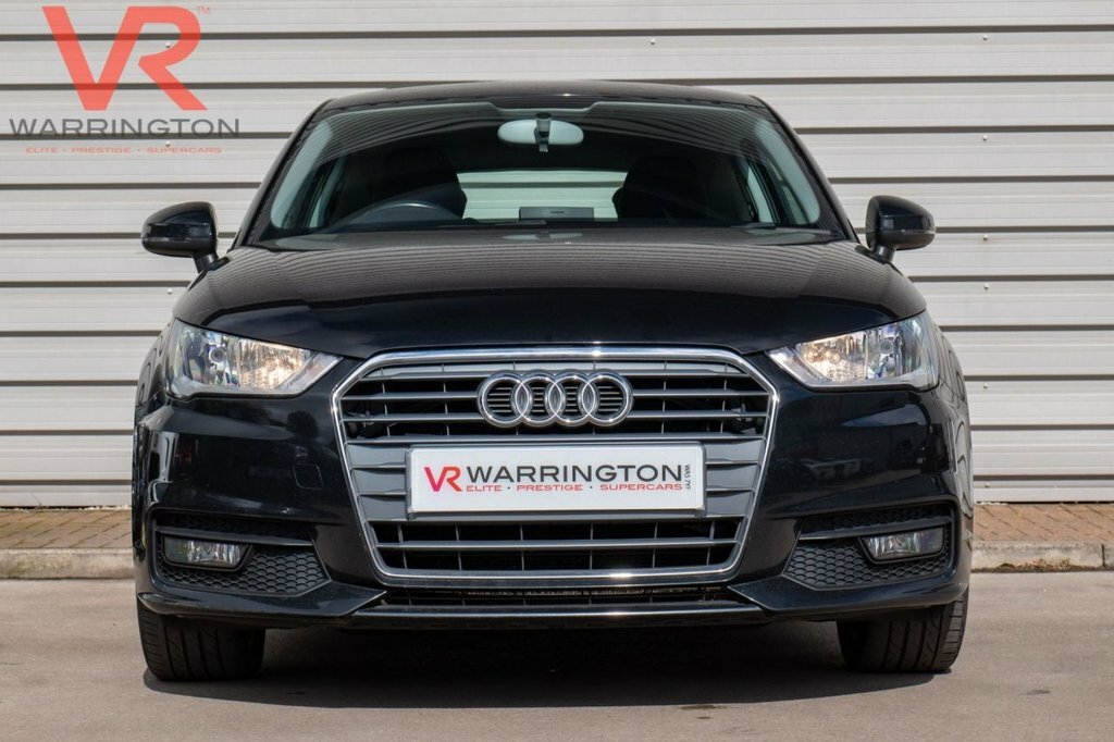 Audi A1 A1 Sportback Tfsi Sport Nav S-a Black #4