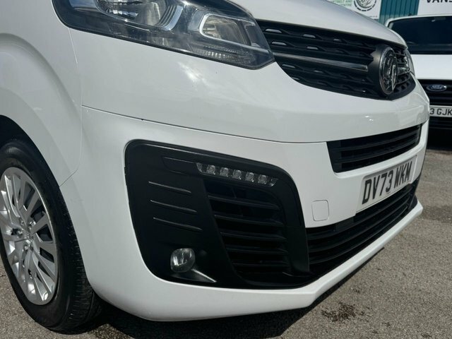 Vauxhall Vivaro Turbo D 2900 Pro White #6