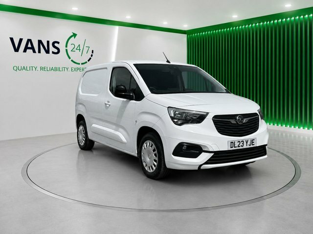 Vauxhall Combo Turbo D 2300 Pro White #2