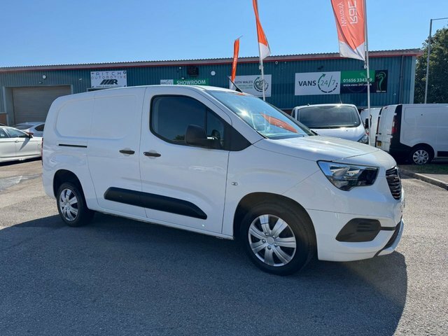 Vauxhall Combo Turbo D 2300 Sportive White #5