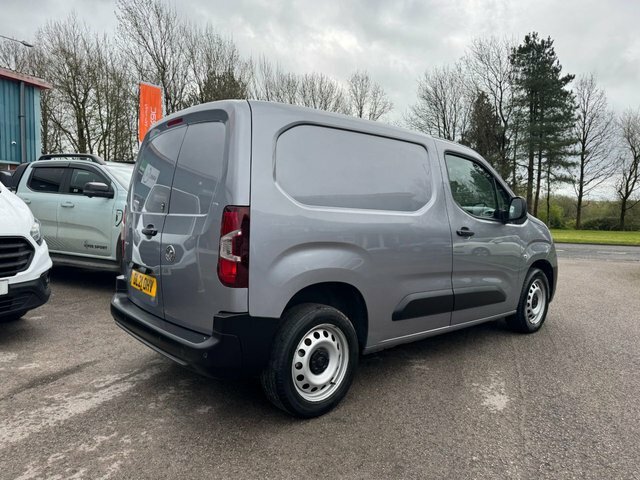 Vauxhall Combo 2300 1.5 Turbo D 100Ps H1 Sportive Van White #8