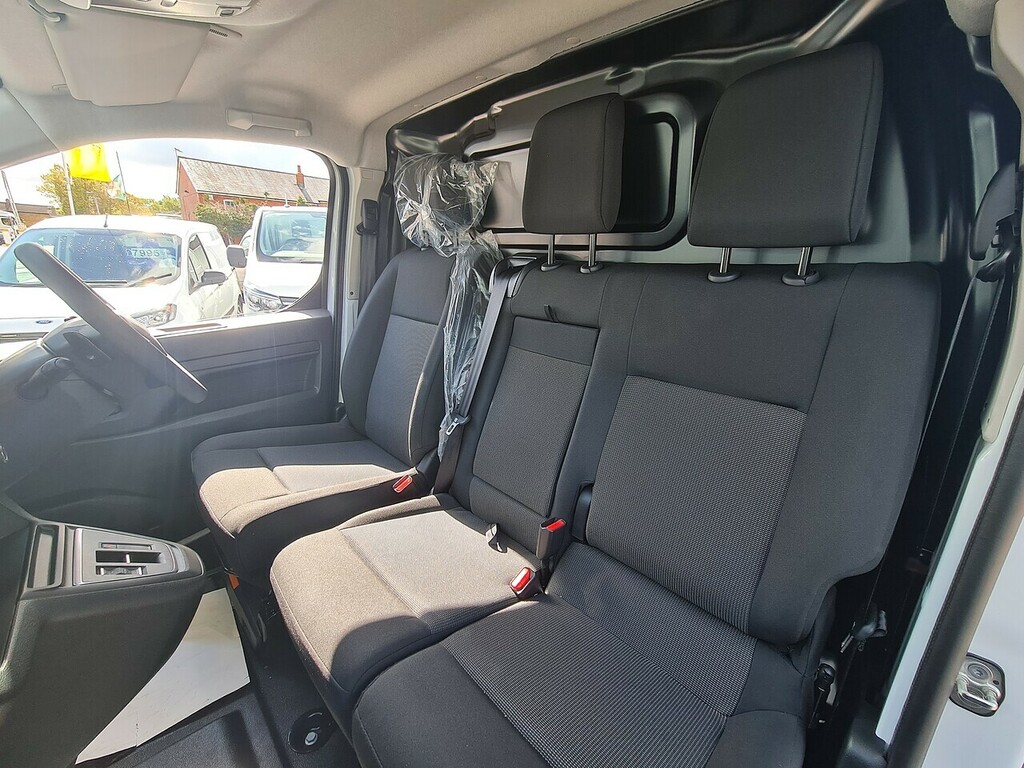 Peugeot E-Expert 75Kwh Professional Long Panel Van Lw BT25LVK White #6