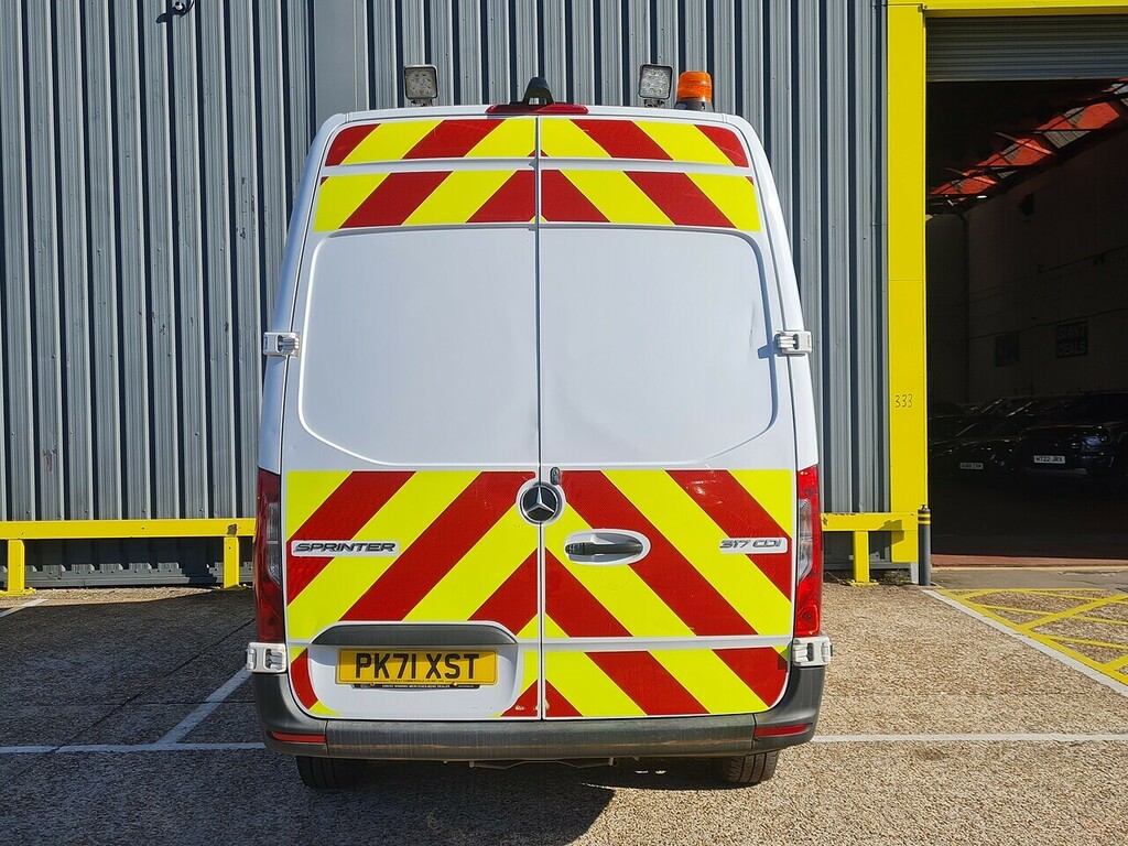 Mercedes-Benz Sprinter 317 Cdi Progressive Panel Van White #5
