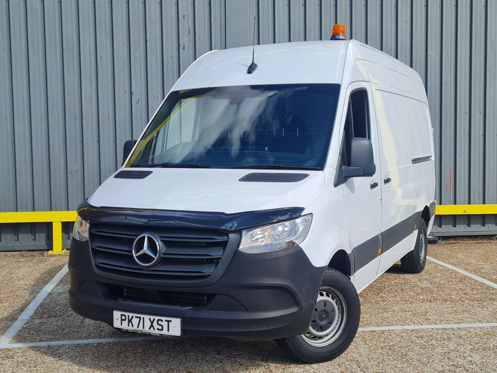 Mercedes-Benz Sprinter 317 Cdi Progressive Panel Van PK71XST White #3
