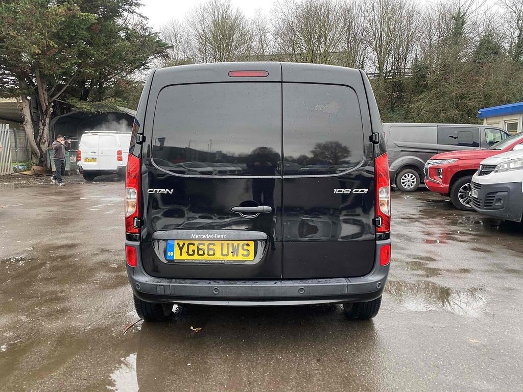 Mercedes-Benz CITAN Mpv White #7