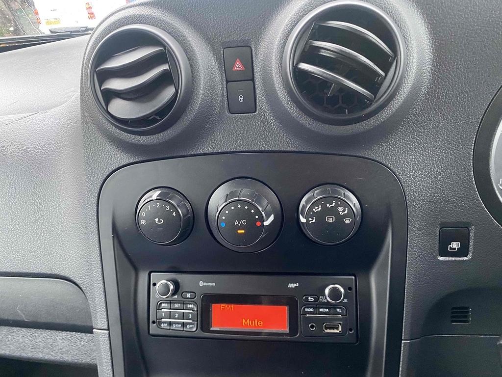 Mercedes-Benz CITAN Mpv White #18