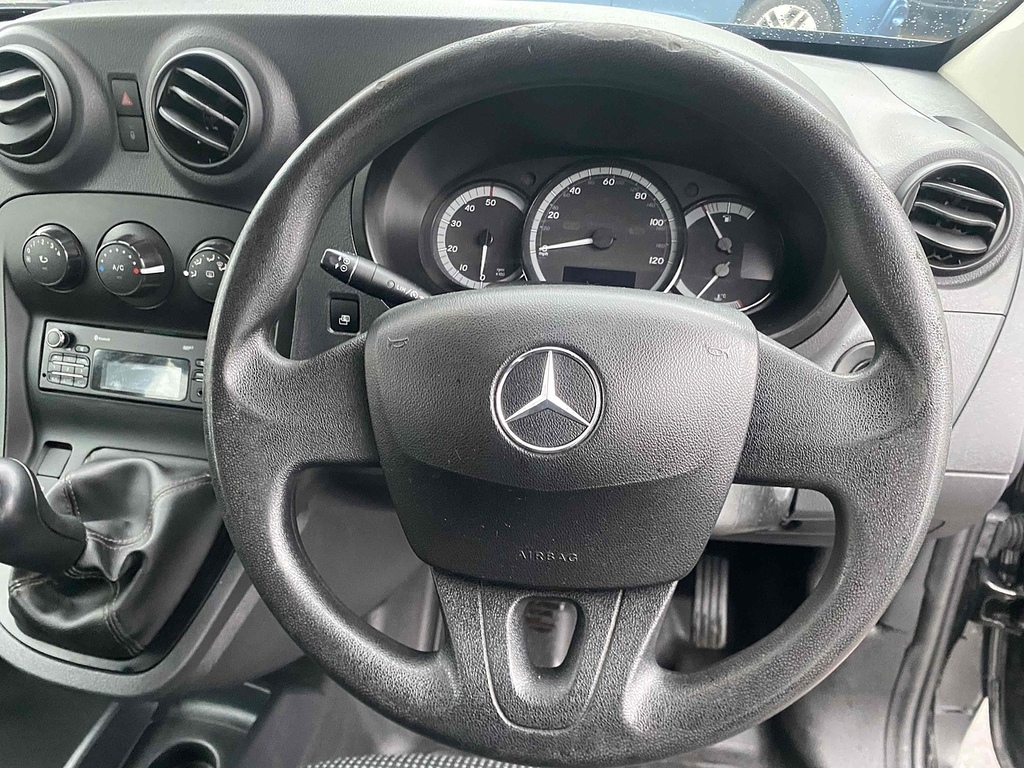 Mercedes-Benz CITAN Mpv White #14
