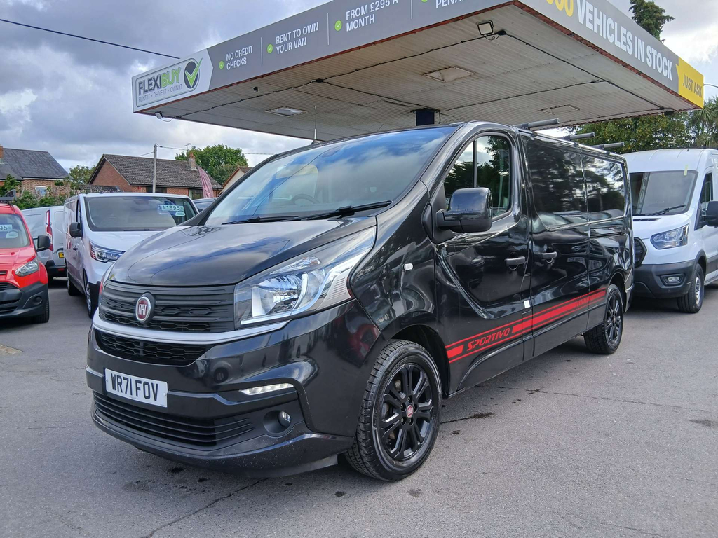 Fiat Talento Multijet 12 Sportivo Panel Van 2.0 P Black #4