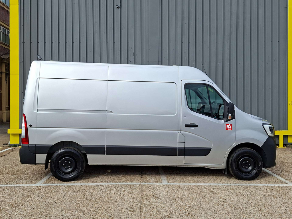 Renault Master -- Grey #4