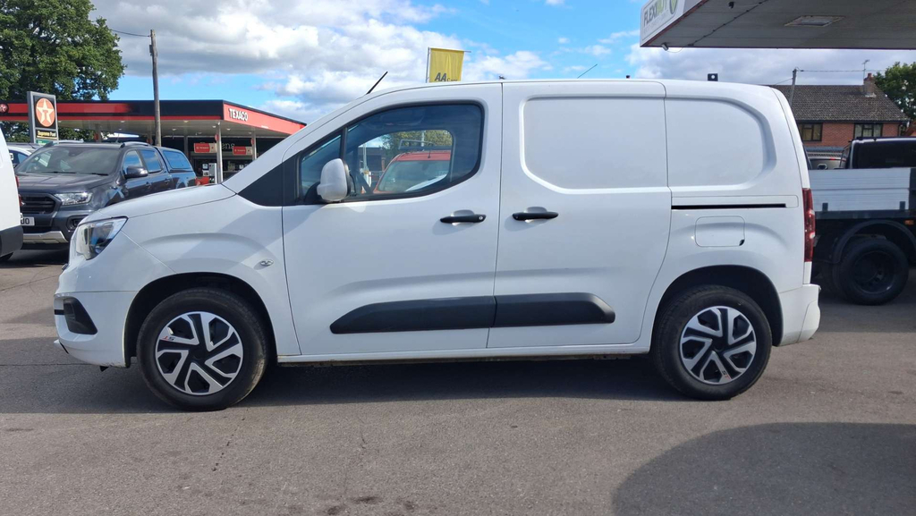 Vauxhall Combo Turbo D 2300 Sportive Panel Van L1 H YS21PBZ White #5
