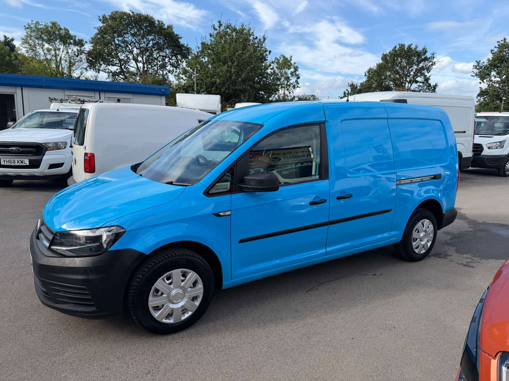 Volkswagen Caddy Maxi C20 Bluemotion Tech Startline Panel Van Man Blue #4