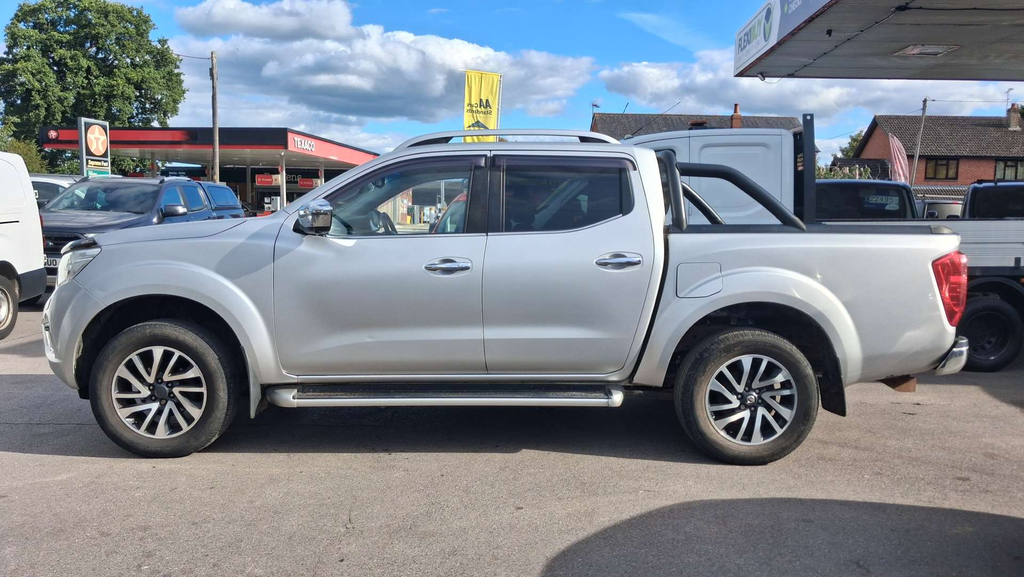 Nissan Navara Tekna Pickup Double Cab 4Wd Euro 6 Silver #5