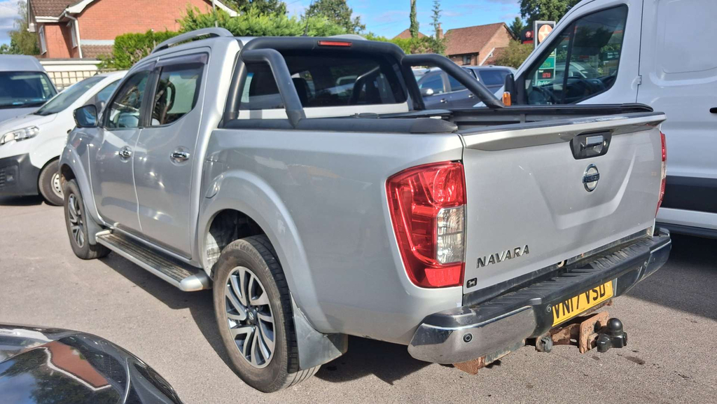Nissan Navara Tekna Pickup Double Cab 4Wd Euro 6 Silver #6