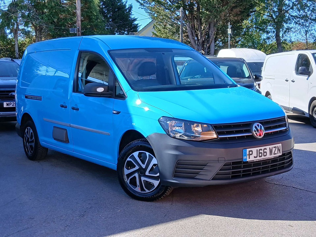 Volkswagen Caddy Maxi C20 Bluemotion Tech Startline Panel Van Man Blue