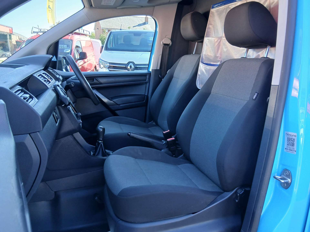 Volkswagen Caddy Maxi C20 Bluemotion Tech Startline Panel Van Man Blue #4