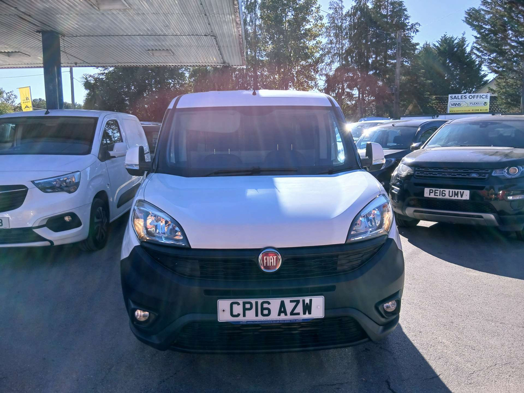 Fiat Doblo 1.3 Multijet 16V Sx Van Start Stop White #2