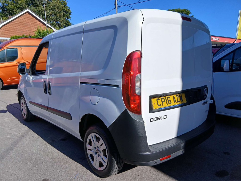 Fiat Doblo 1.3 Multijet 16V Sx Van Start Stop White #8