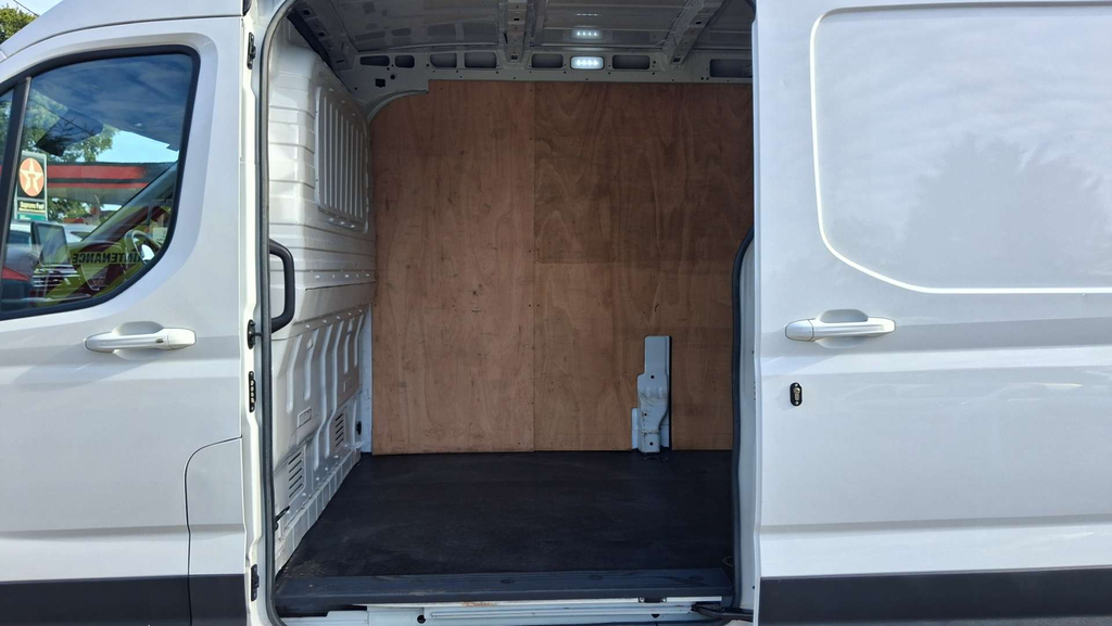 Maxus Deliver 9 2.0 D20 Rwd L3 Euro 6 Ss White #9