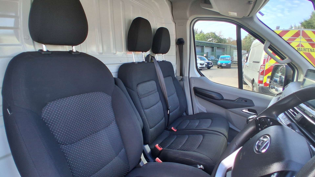 Maxus Deliver 9 2.0 D20 Rwd L3 Euro 6 Ss White #24