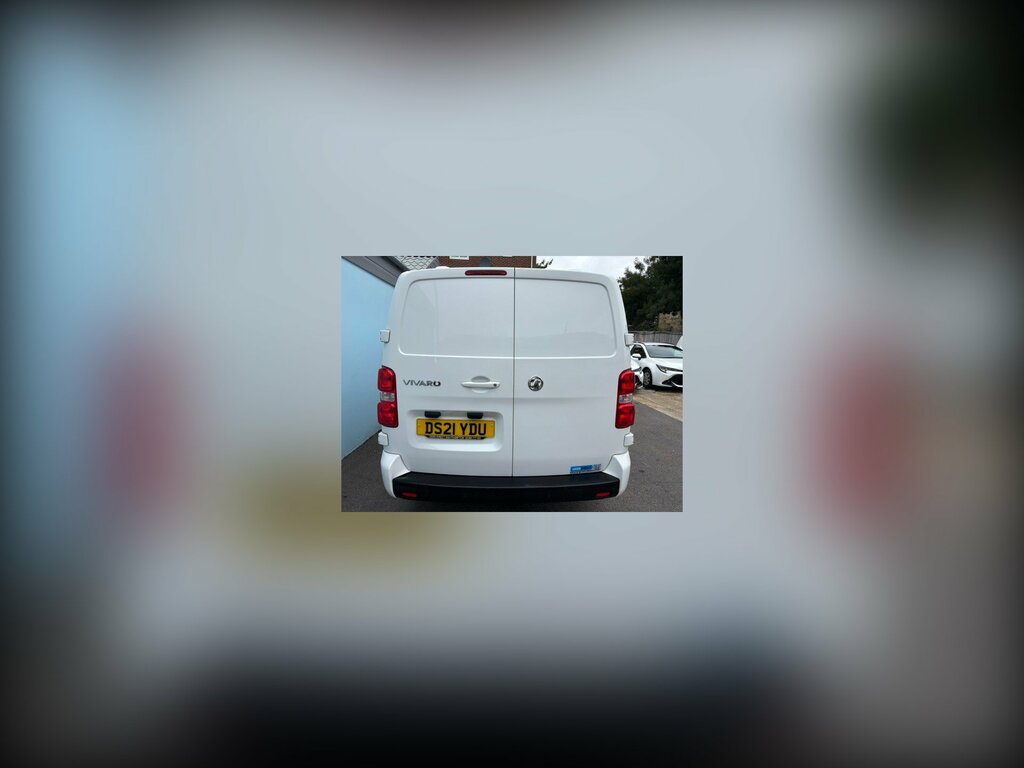 Vauxhall Vivaro 1.5 Turbo D 2900 Sportive Panel Van Man White #3