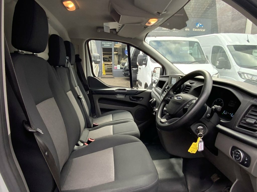 Ford Transit Custom 2.0 Tdci 130Ps 320 Trend 9 Seat Minibus L2 Euro 6 White #12
