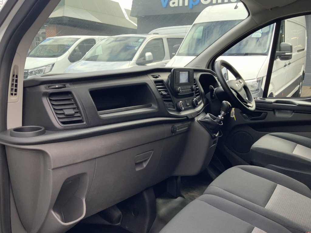 Ford Transit Custom 2.0 Tdci 130Ps 320 Trend 9 Seat Minibus L2 Euro 6 White #15