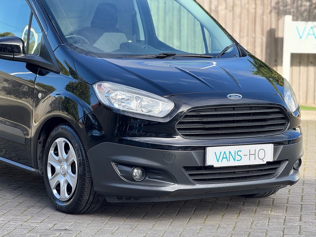 Ford Transit Courier Mpv Black #3