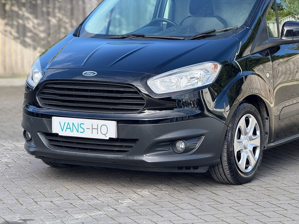 Ford Transit Courier Mpv Black #5