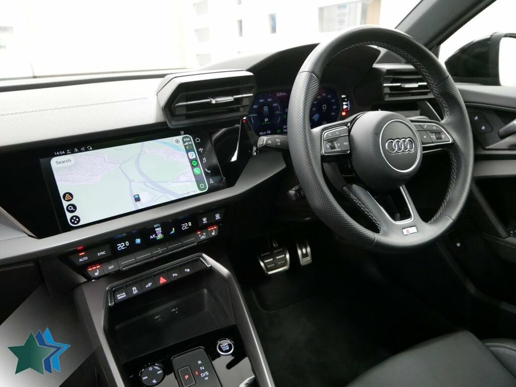 Audi A3 1.4L Tfsie 45 S Line Competition Sportback Pet Black #4