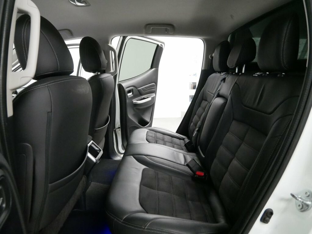 Mitsubishi L200 Double Cab Di-d 150 Barbarian 4Wd #31