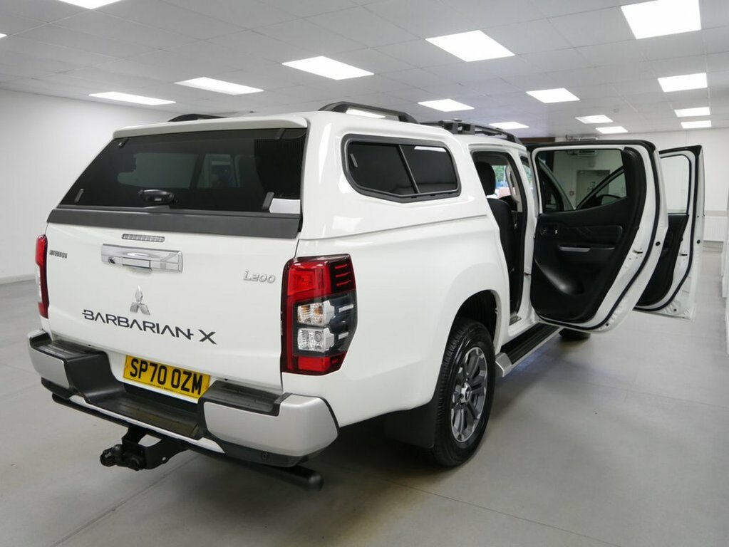 Mitsubishi L200 Double Cab Di-d 150 Barbarian 4Wd #29