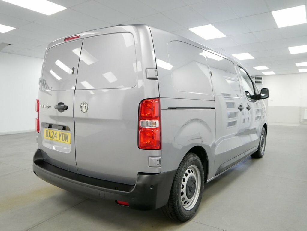 Vauxhall Vivaro 2.0 Turbo D Prime XL Panel Van 6Dr L White #12