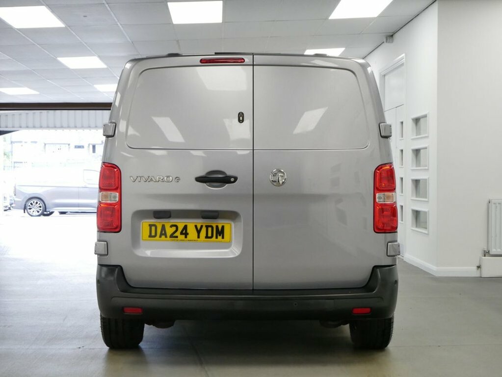Vauxhall Vivaro 2.0 Turbo D Prime XL Panel Van 6Dr L White #11