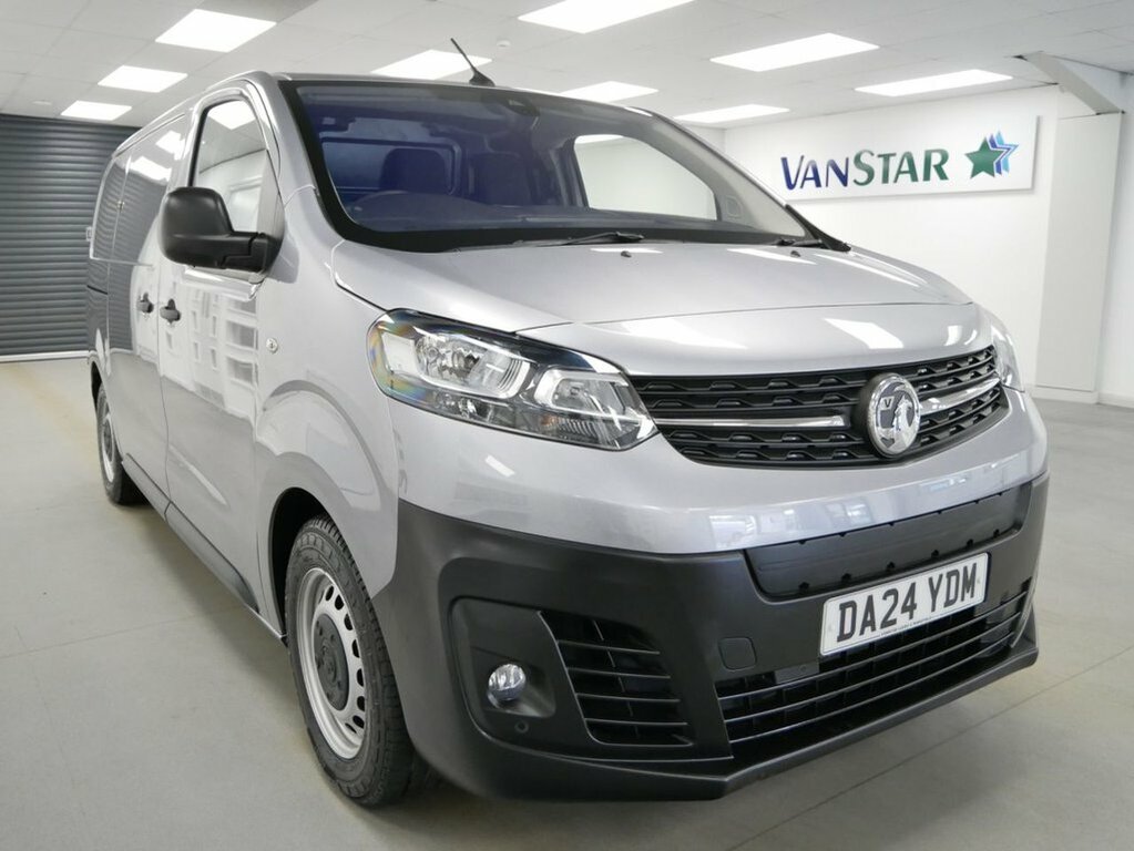Vauxhall Vivaro 2.0 Turbo D Prime XL Panel Van 6Dr L White #8