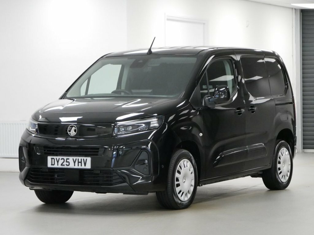 Vauxhall Combo 1.5L Turbo D 2300 Pro Panel Van Sw Black