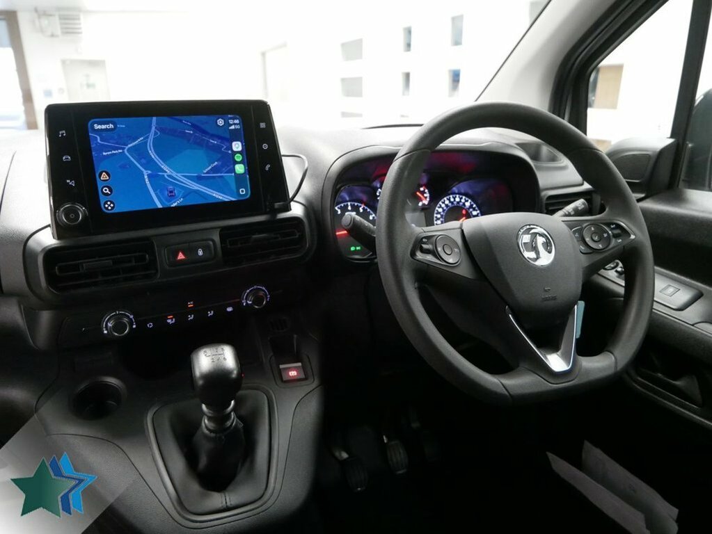 Vauxhall Combo 1.5L Turbo D 2300 Pro Panel Van 6Dr White #2