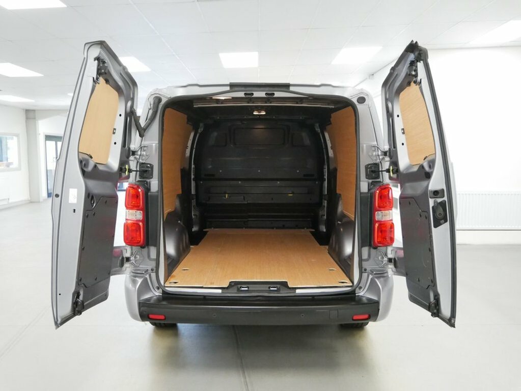 Vauxhall Vivaro 1.5L Turbo D 2900 Sportive Panel Van 6Dr Ma Grey #2
