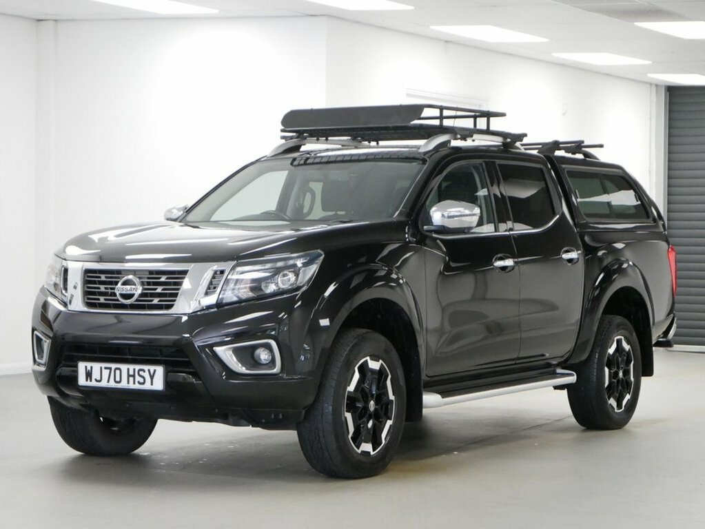Nissan Navara 2.3L Dci Tekna Pickup Double Cab 4 Black