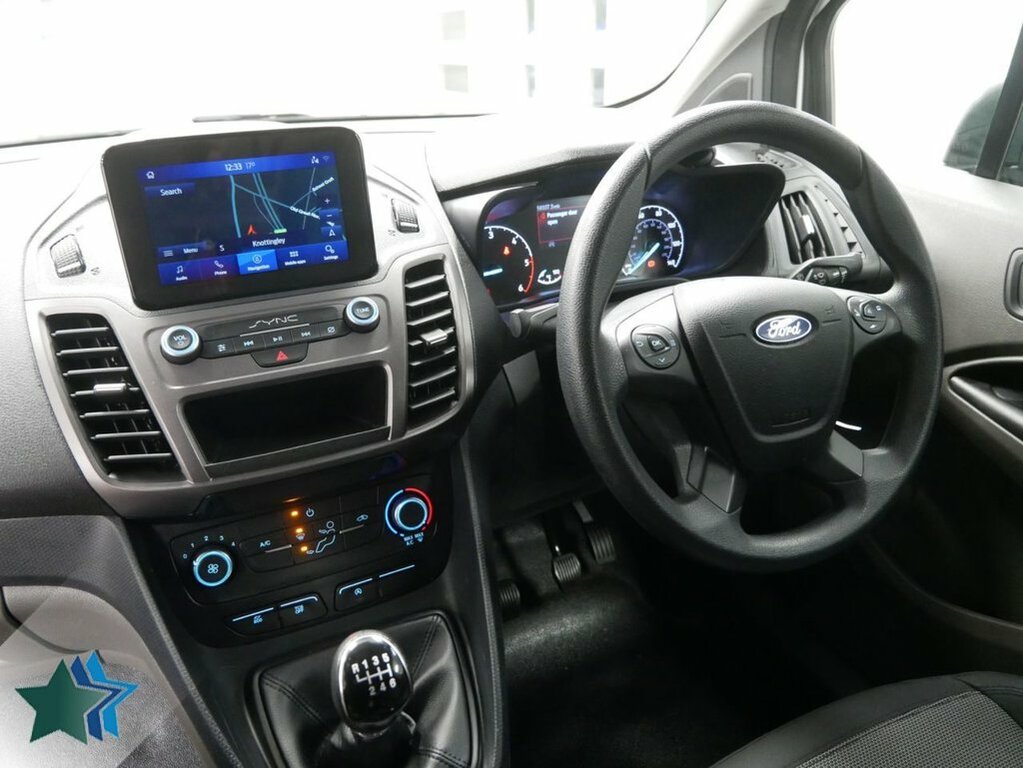 Ford Transit Connect 1.5L 220 Ecoblue Leader Panel Van Manua White #3