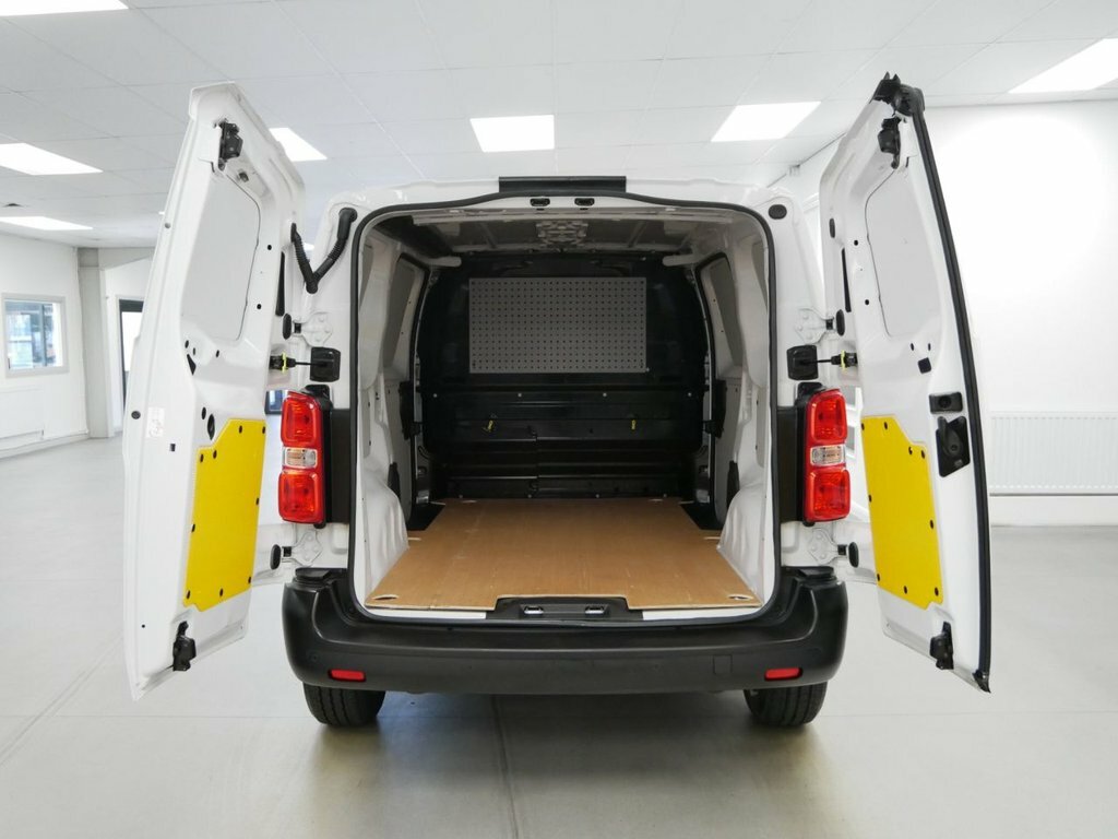 Citroen Dispatch 1.5L Bluehdi 1000 Enterprise Edition M Panel Van 6 White #2