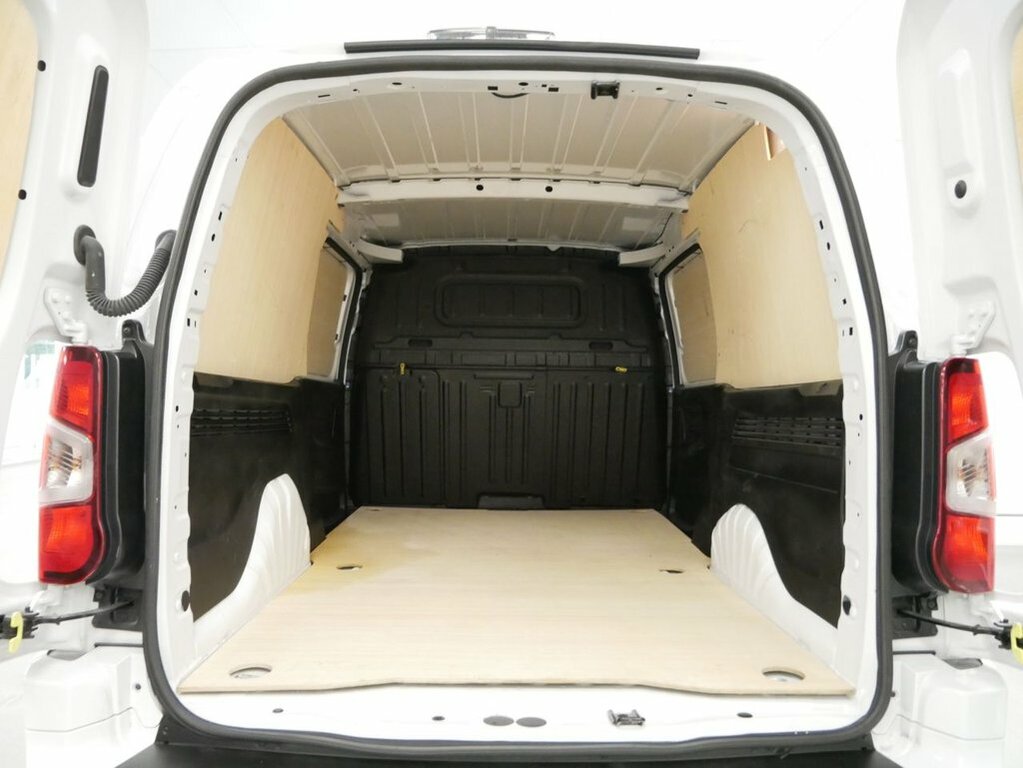 Peugeot Partner Professional White #26