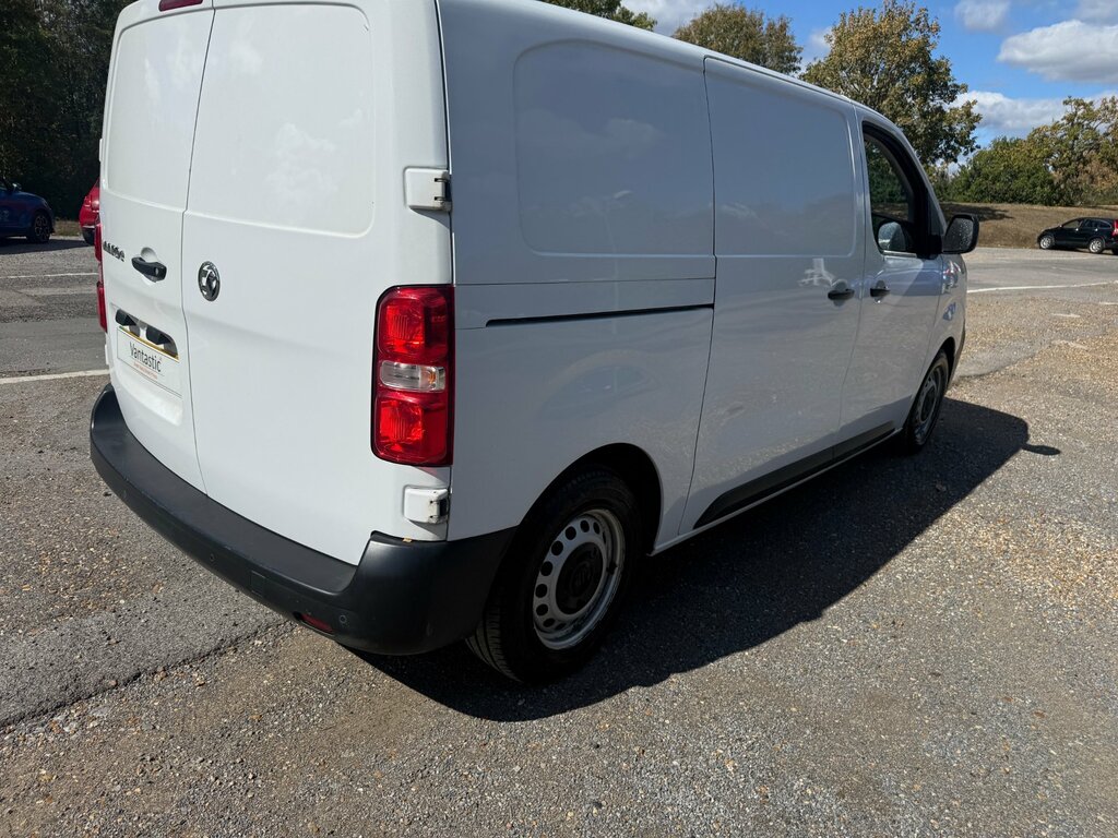 Vauxhall Vivaro 3100 75Kwh Prime Panel Van 6Dr L1 H1 White #3