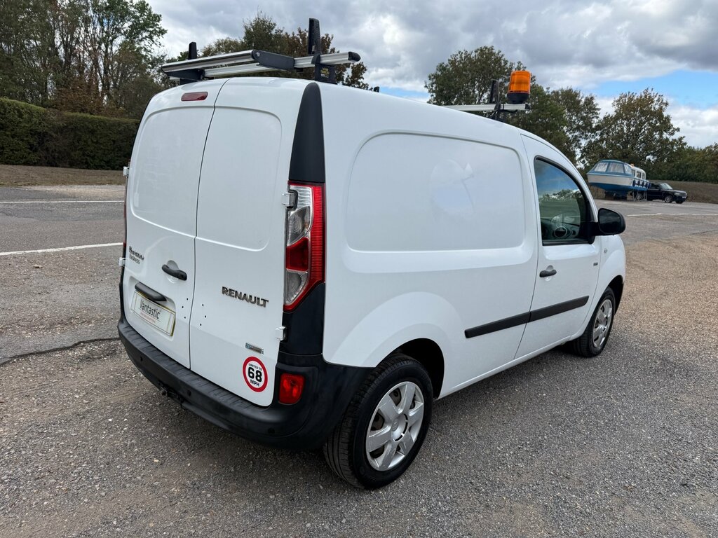 Renault Kangoo Ze 33Kwh Business Panel Van Mwb White