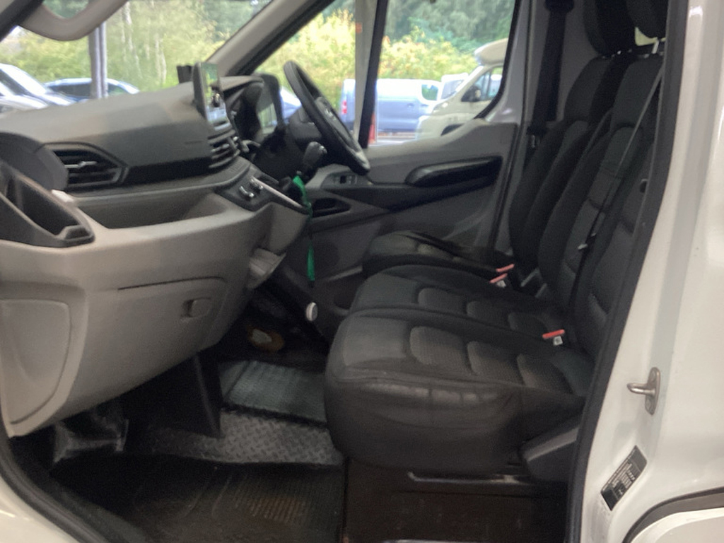 Maxus Deliver 9 Luton 2.0 D20 150Ps White