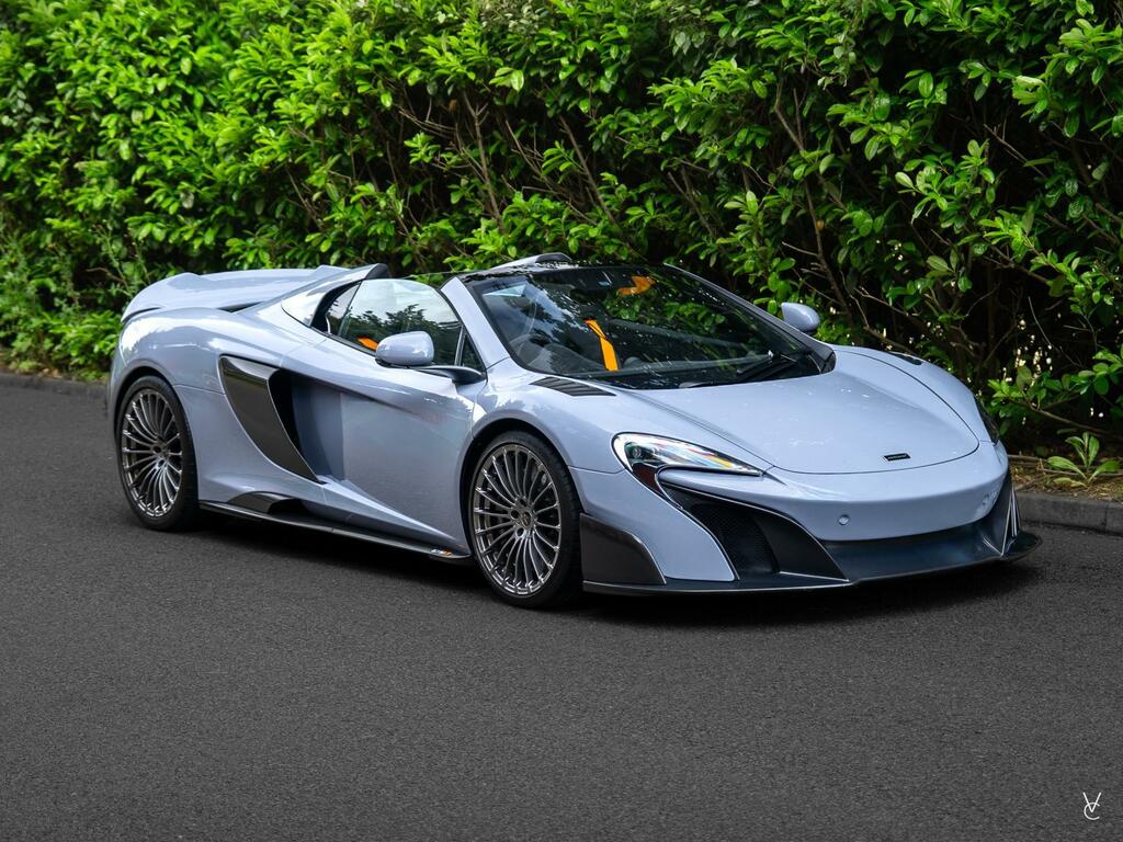 McLaren 675LT Grey Grey